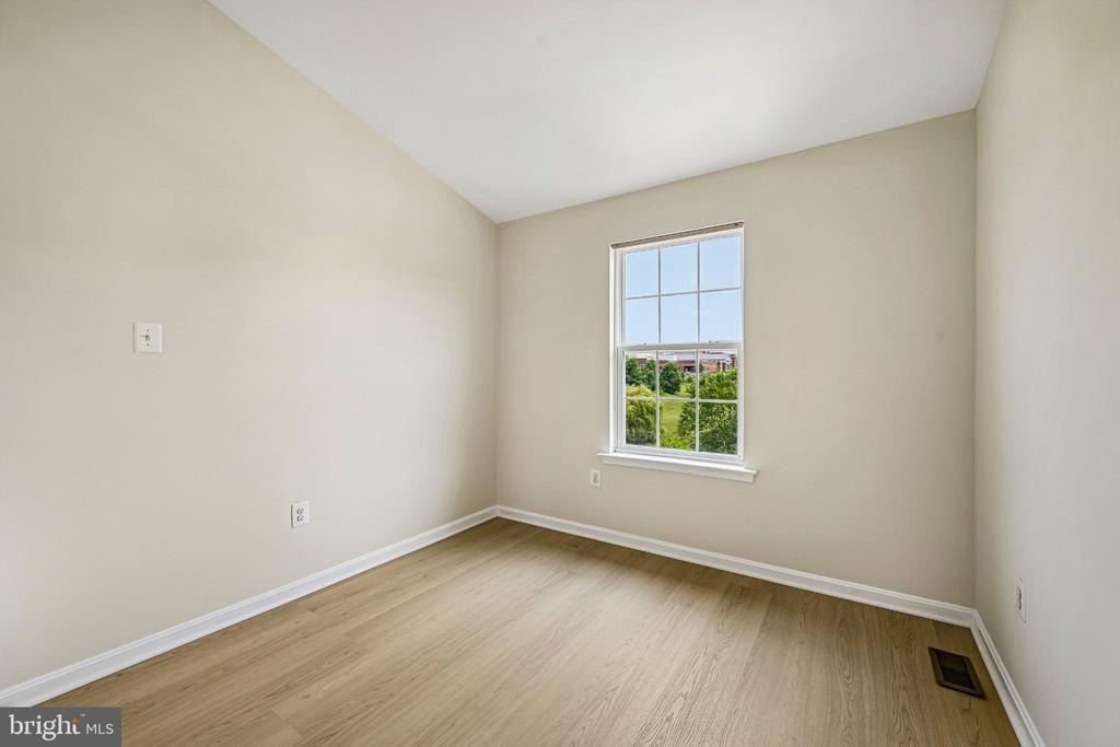 23004 Meadow Mist Road - Photo 34