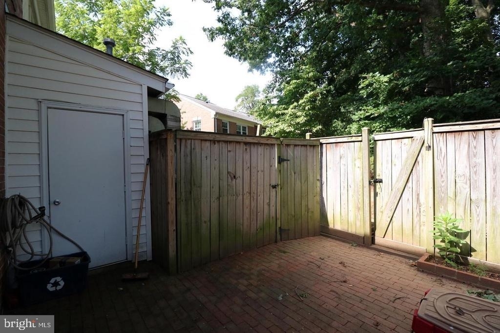 748 Azalea Drive - Photo 21