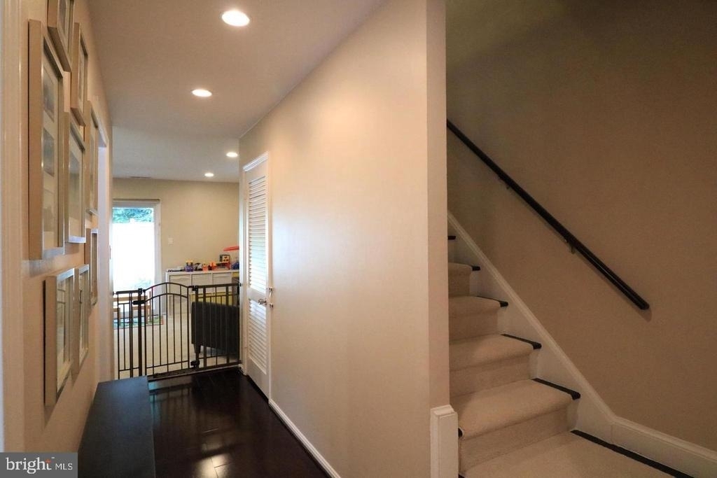 748 Azalea Drive - Photo 18