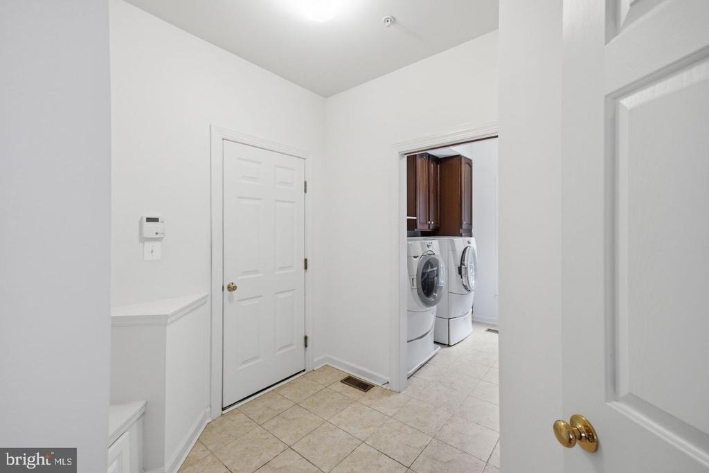 14140 Seneca Road - Photo 38