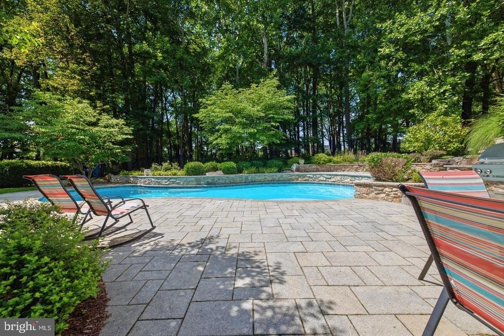 14140 Seneca Road - Photo 129