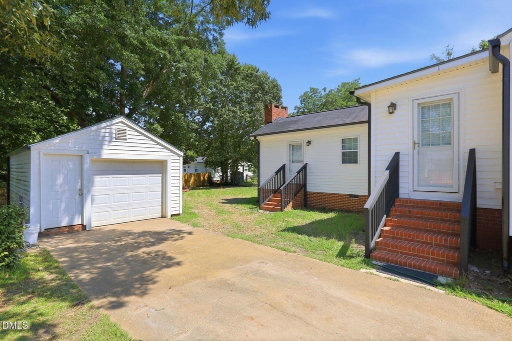 301 N 9th - Photo 35