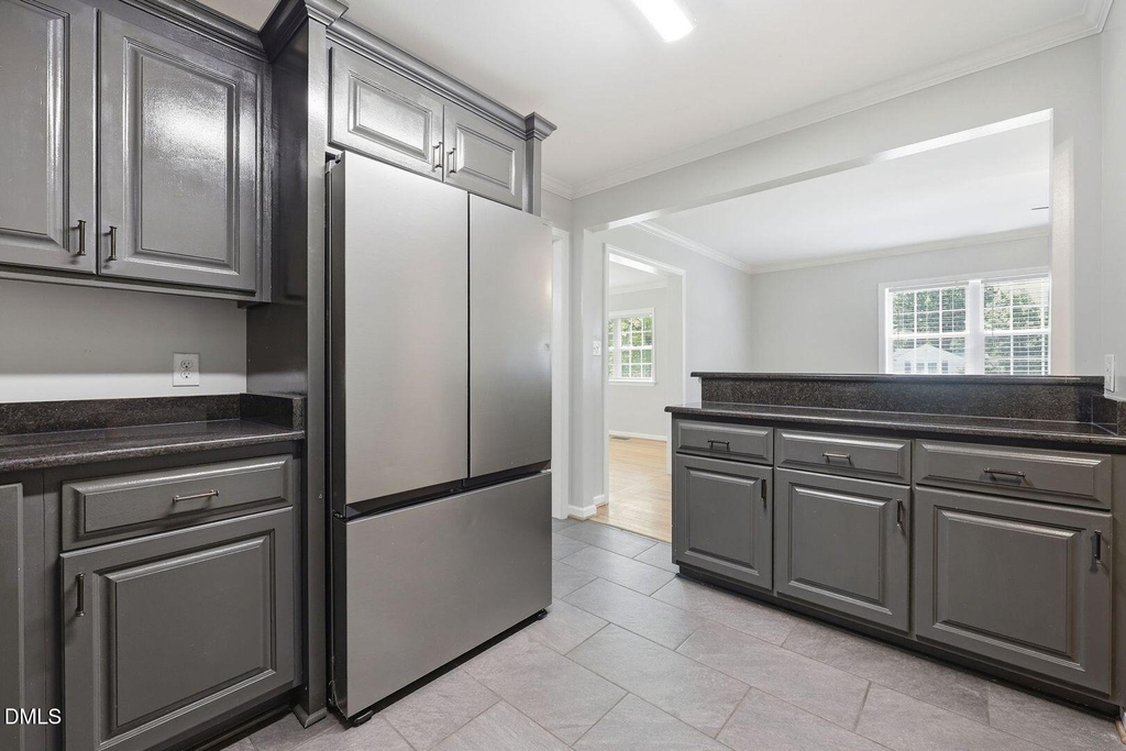 301 N 9th - Photo 11