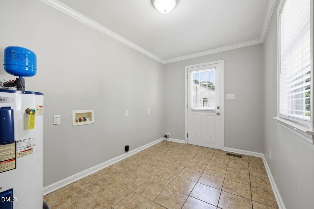 301 N 9th - Photo 32