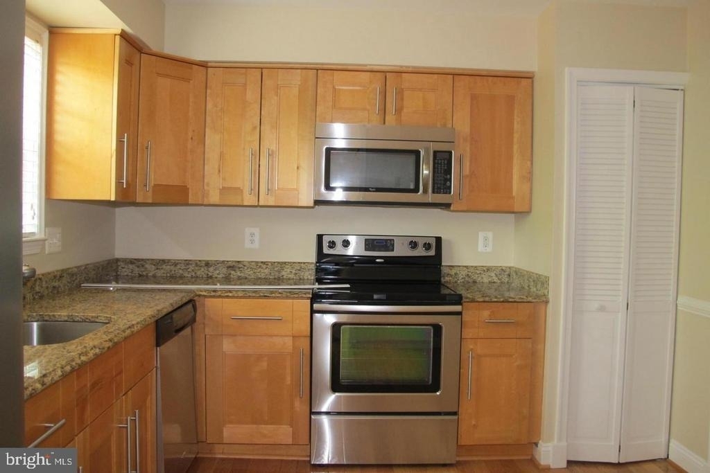 17407 Gallagher Way - Photo 8