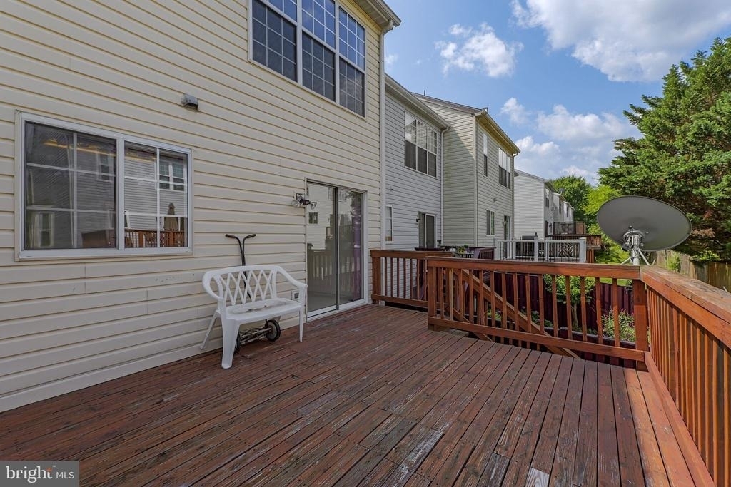 2209 Bear Valley Terrace - Photo 29
