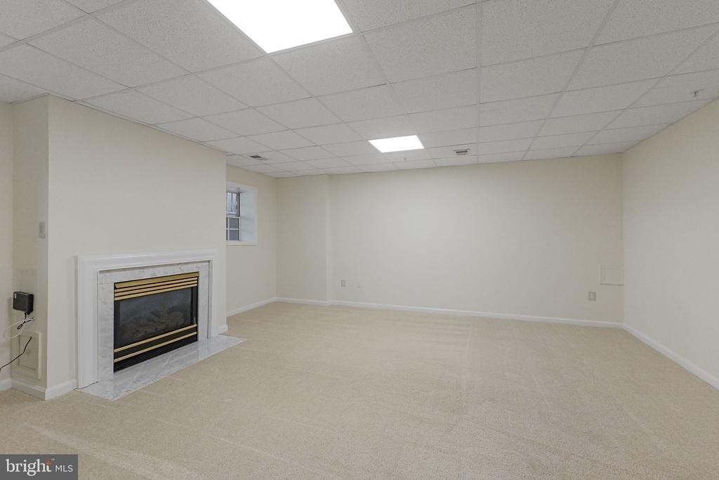 2209 Bear Valley Terrace - Photo 22