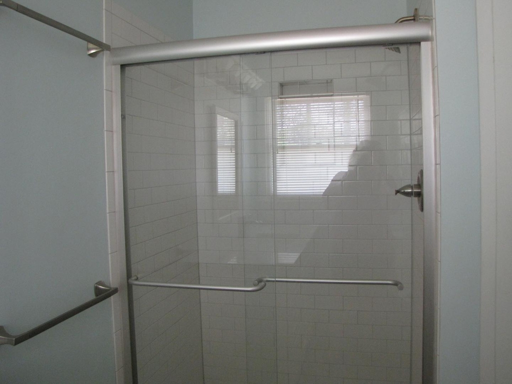 513 Chivalry Drive - Photo 10