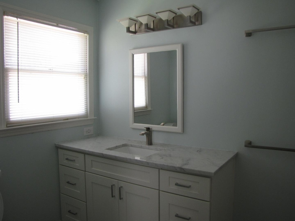 513 Chivalry Drive - Photo 9