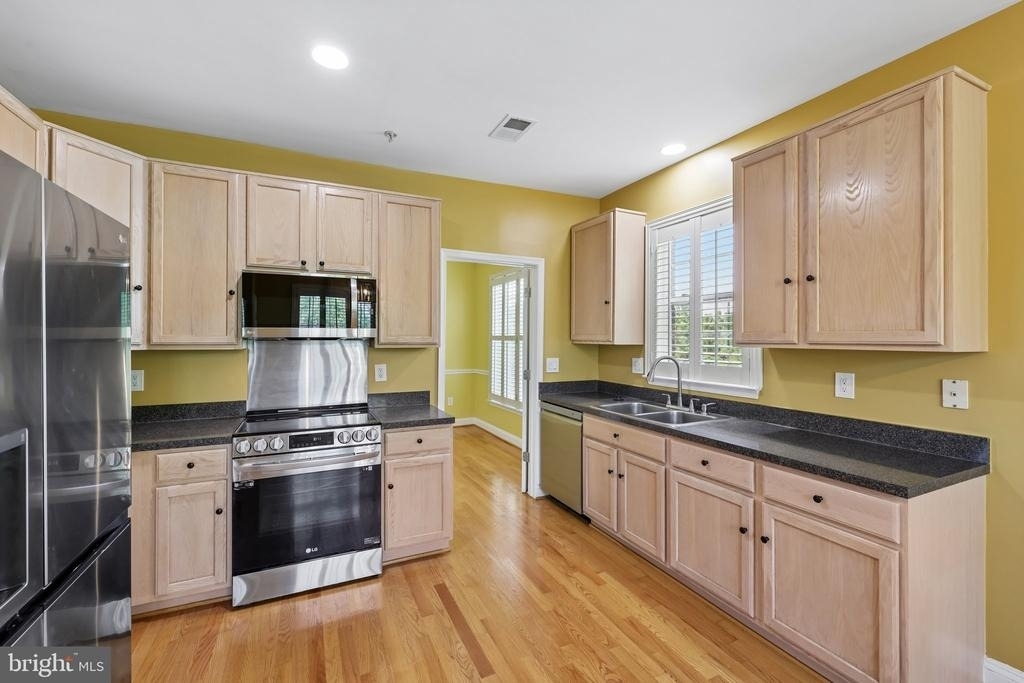 5910 Great Star Drive - Photo 9