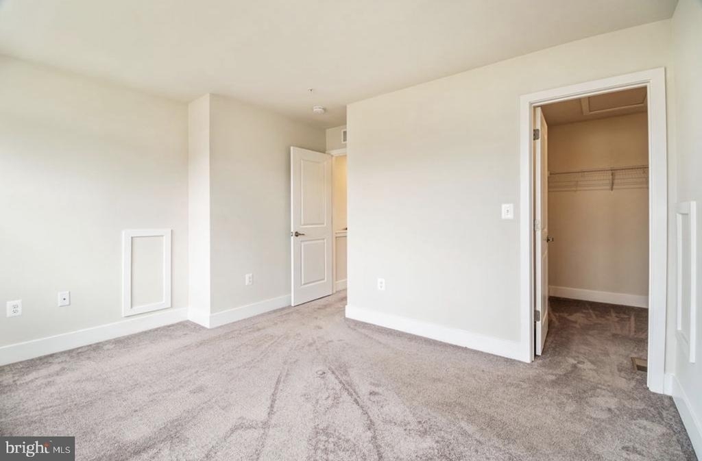 11687 Emily Dickinson Pl - Photo 30