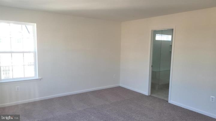 9360 Seney - Photo 11