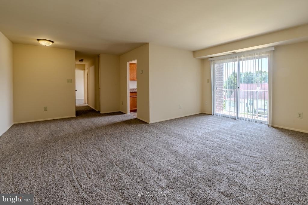 7407 Alvah Avenue - Photo 2