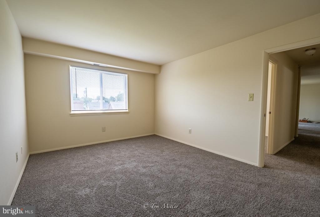 7407 Alvah Avenue - Photo 8