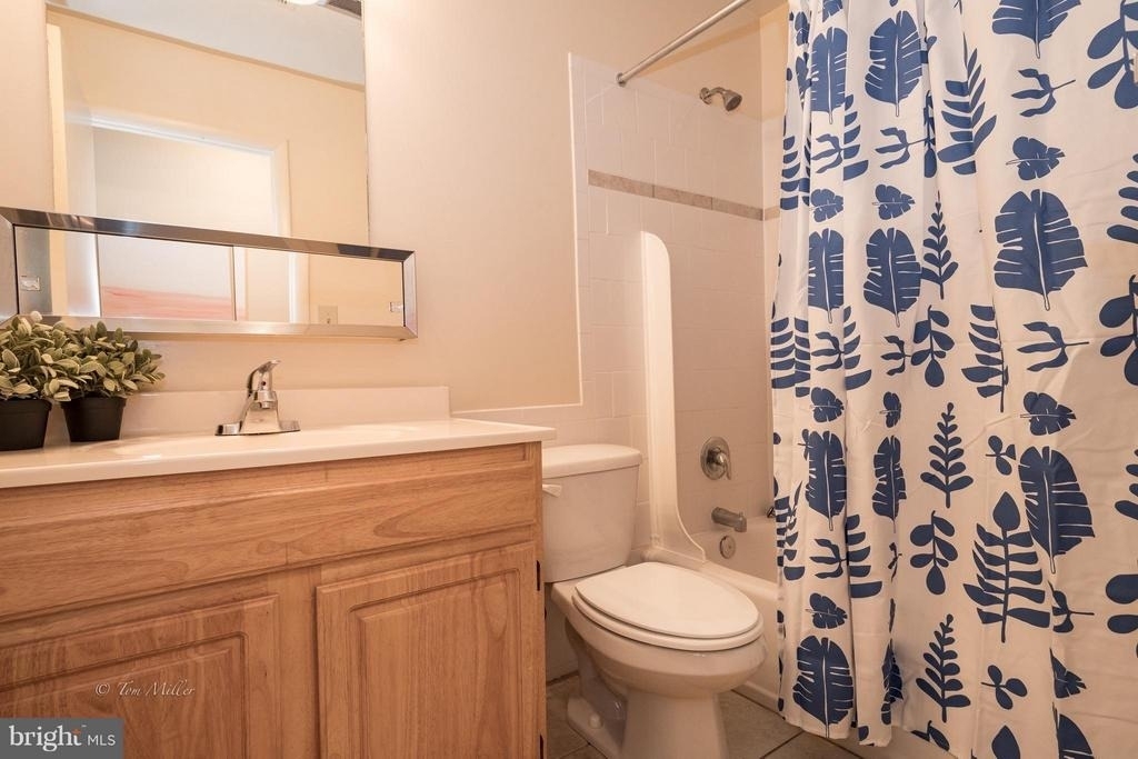 7407 Alvah Avenue - Photo 11