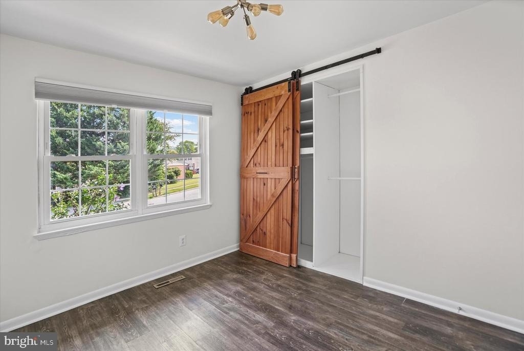 10202 Daventry Drive - Photo 18