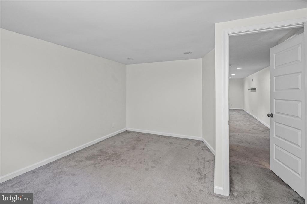 10202 Daventry Drive - Photo 26