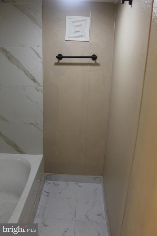 448 Goethe Street - Photo 10
