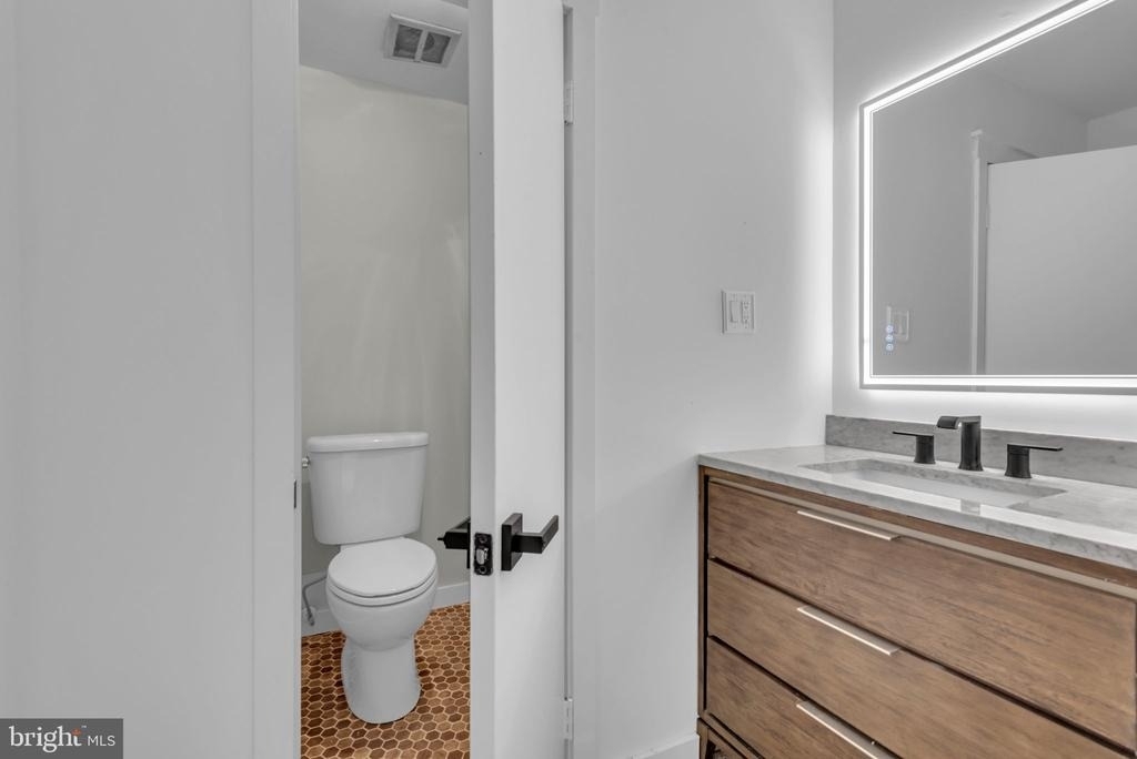 1836 Ralston Place - Photo 33