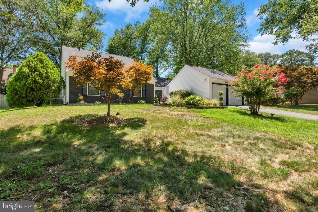 1836 Ralston Place - Photo 4
