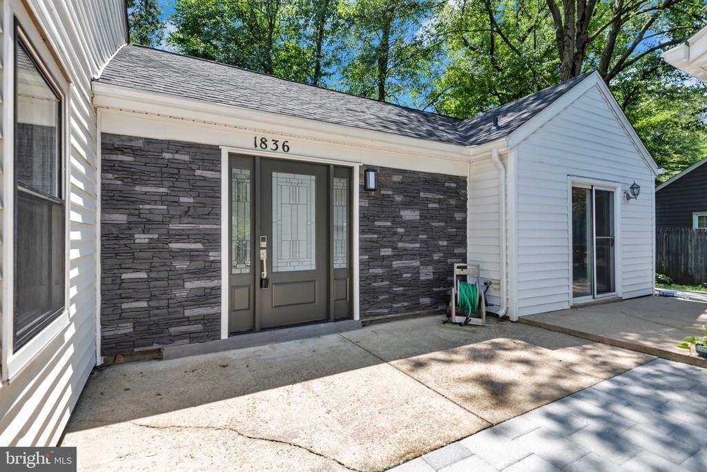 1836 Ralston Place - Photo 7