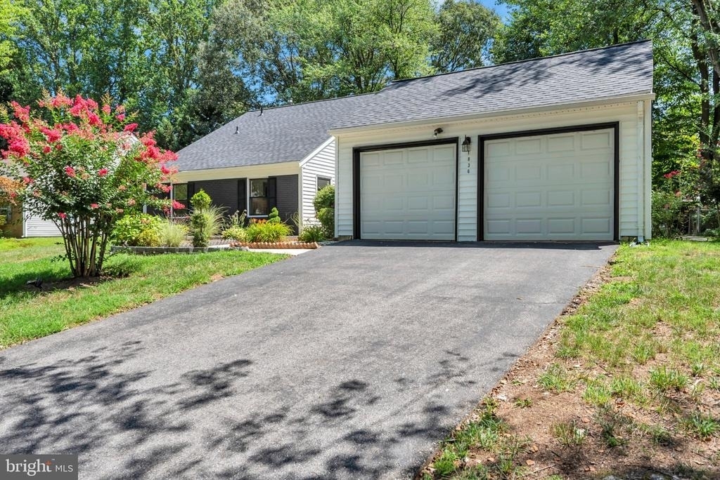 1836 Ralston Place - Photo 3