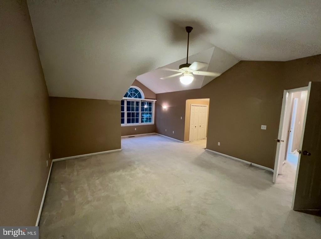 912 Harmony Avenue - Photo 17