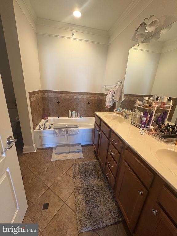 12001 Old Vine Boulevard - Photo 10