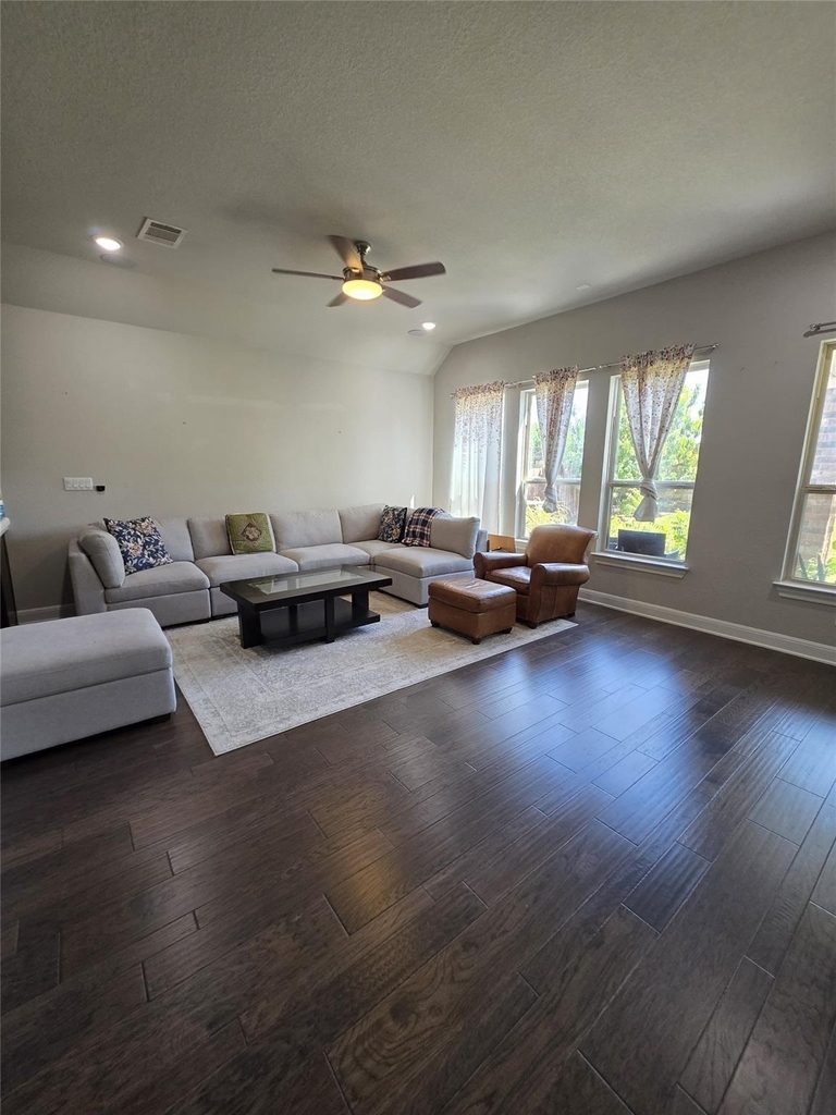 2637 Enza Dr - Photo 21