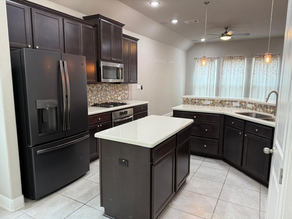 2637 Enza Dr - Photo 7