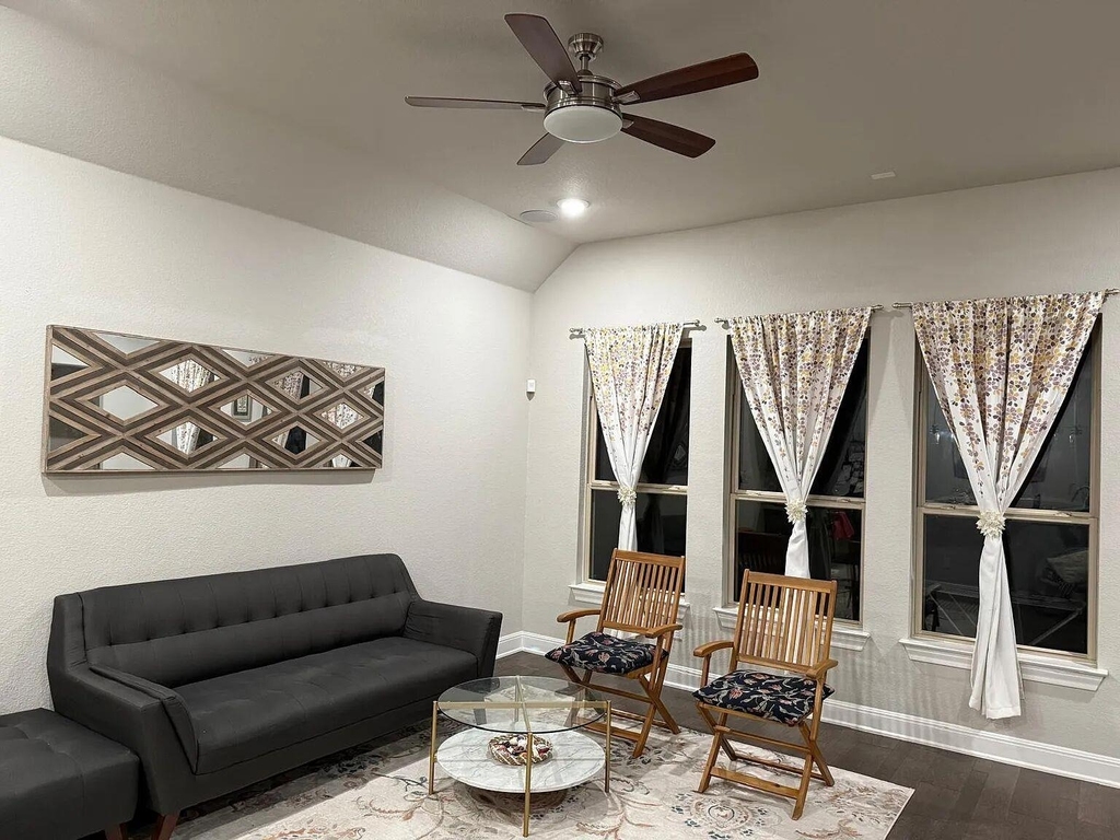 2637 Enza Dr - Photo 1