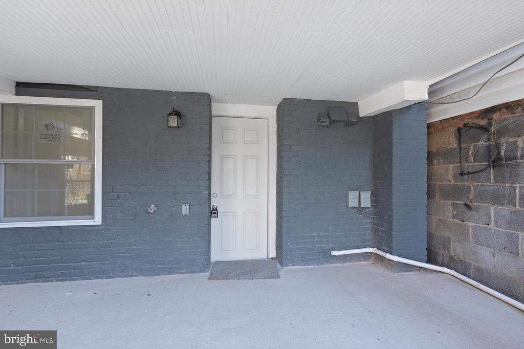 756 19th Street Ne - Photo 1