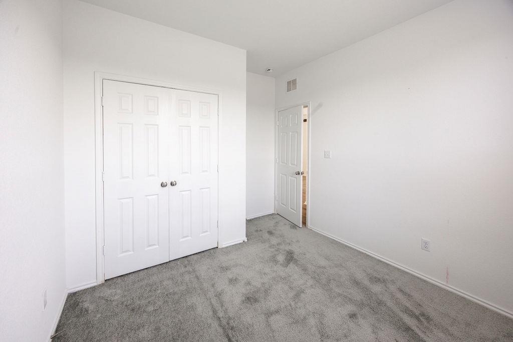 448 English Oak St - Photo 10