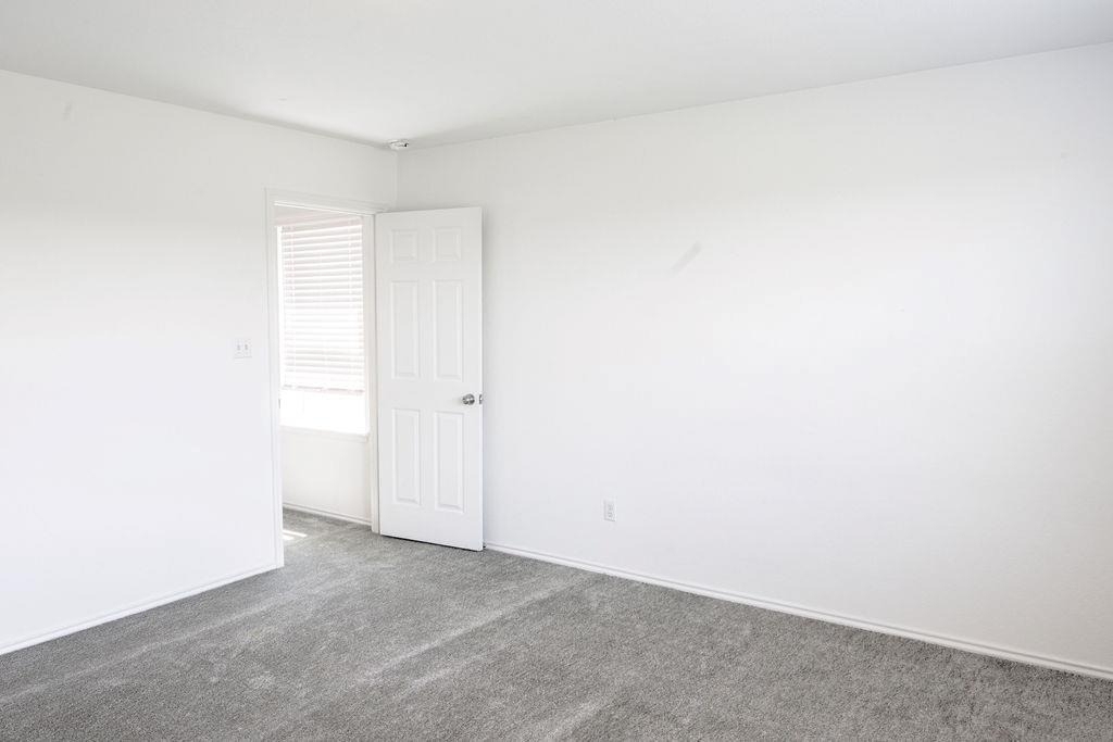 448 English Oak St - Photo 12