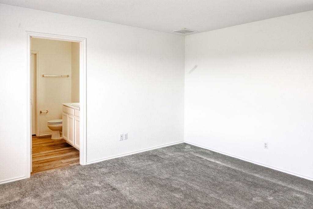 448 English Oak St - Photo 13