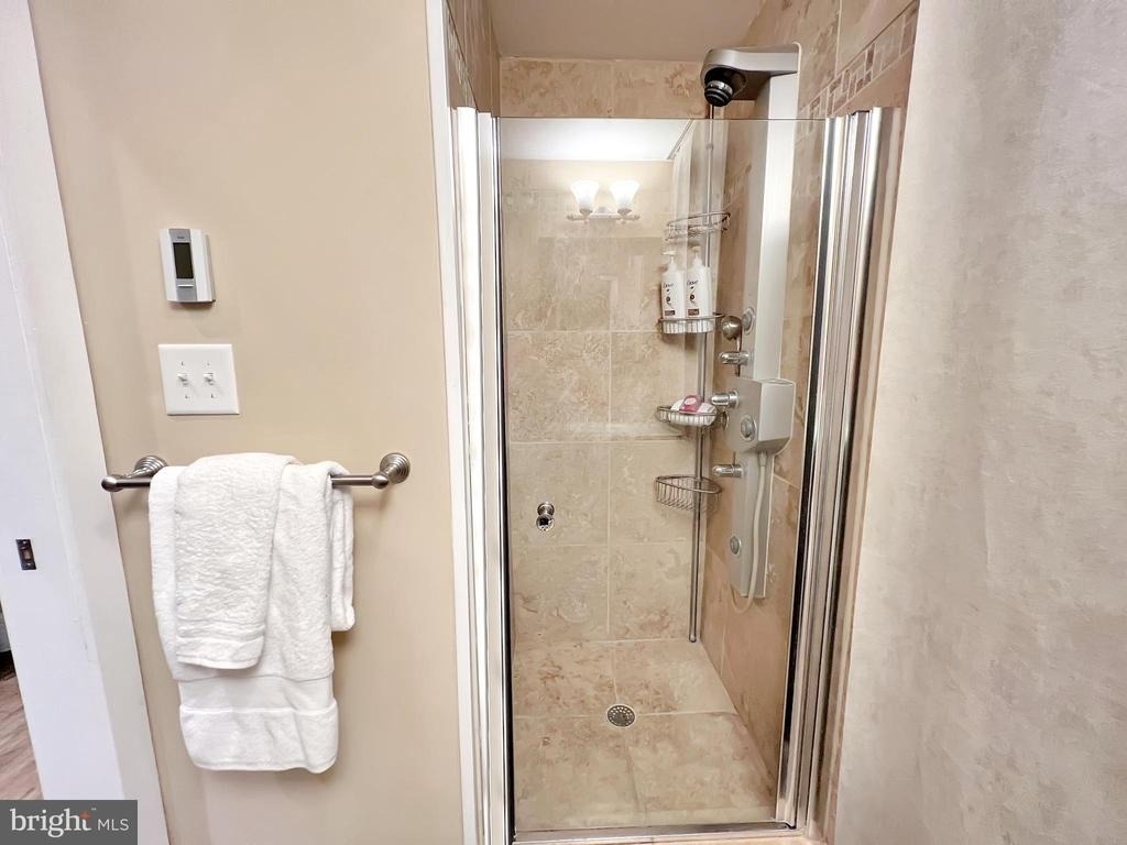 2019 O Street Nw - Photo 7