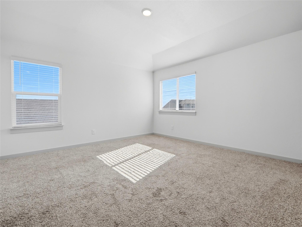 515 Millbrook Blvd - Photo 18