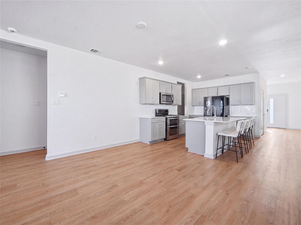 515 Millbrook Blvd - Photo 7