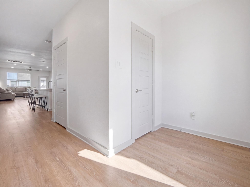 515 Millbrook Blvd - Photo 4