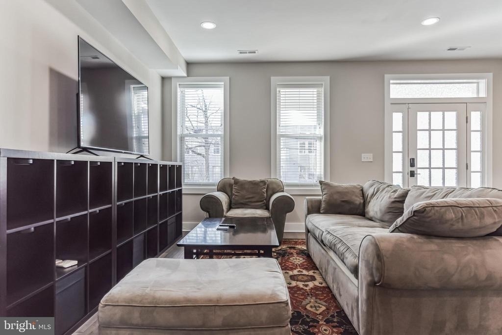 805 Jefferson Street Nw - Photo 5