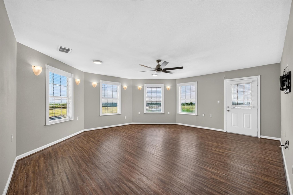 10000 County Road 210 - Photo 4