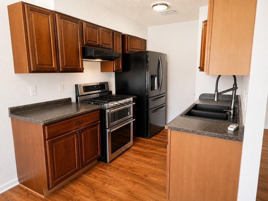 4714 Lambs Ln - Photo 3