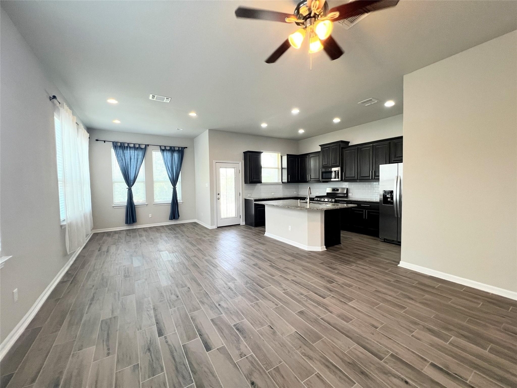 2101 Dillon Pond Ln - Photo 32