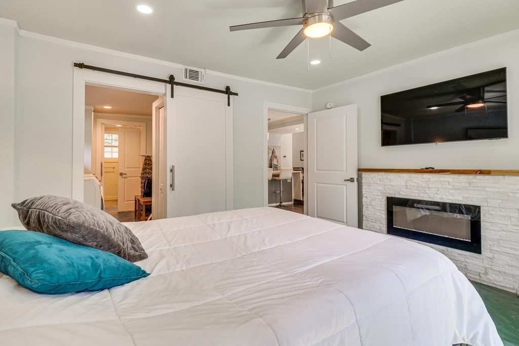 372 Plum St - Photo 9