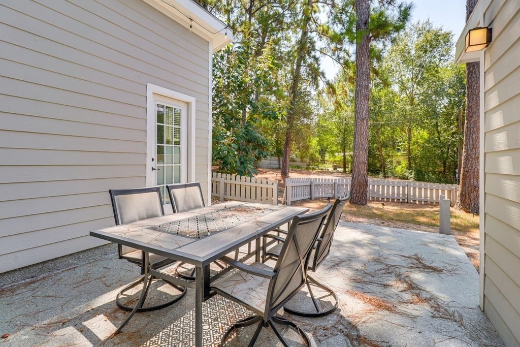 372 Plum St - Photo 4