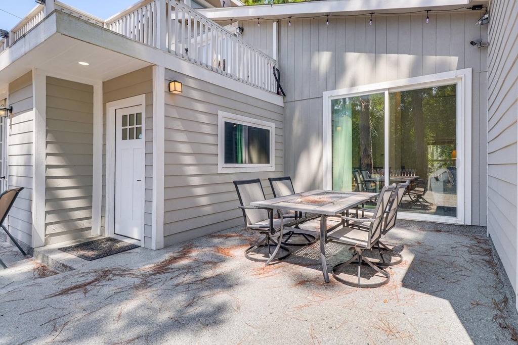 372 Plum St - Photo 3