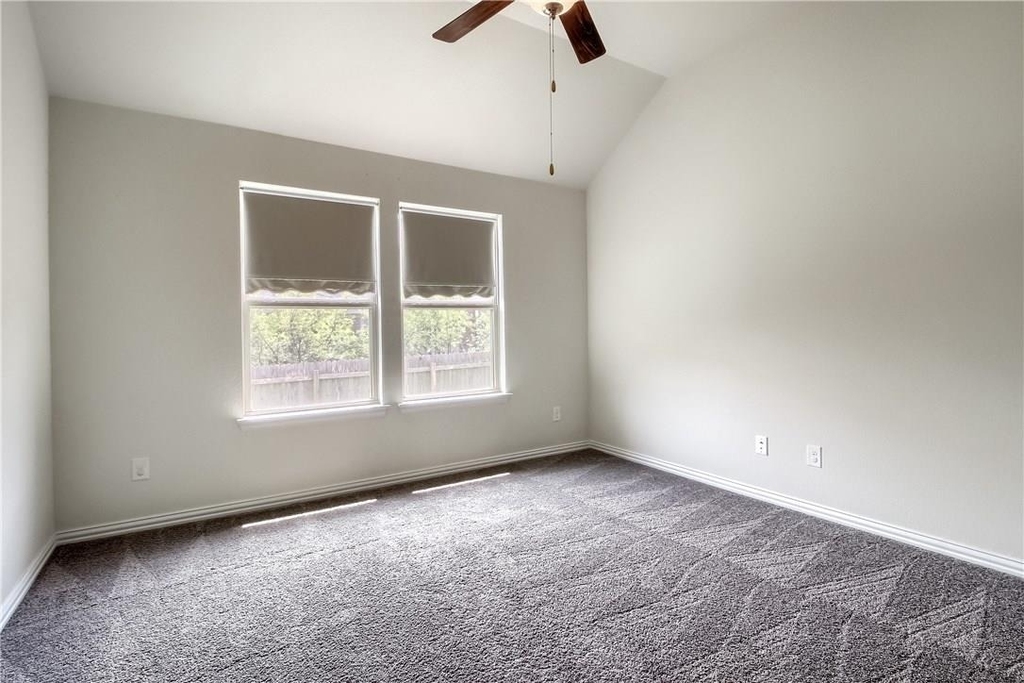 2813 Waterson St - Photo 25