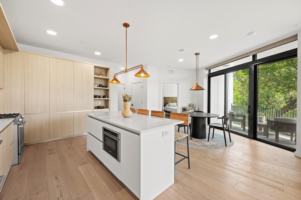 2209 S 1st St - Photo 6