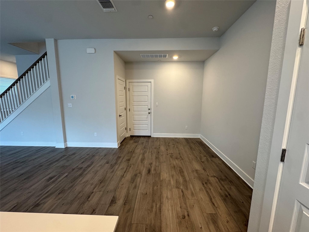 3000 Chisholm Trail Rd - Photo 4