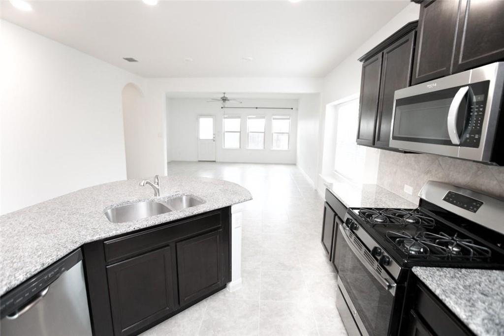 361 Shale Cir - Photo 2